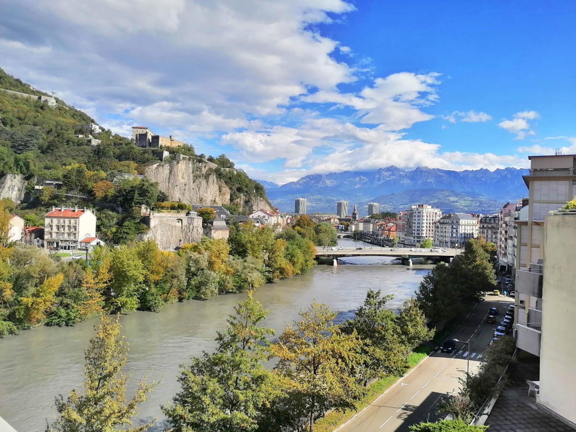 Hagaki Vue Panoramique Proche Gare Netflix